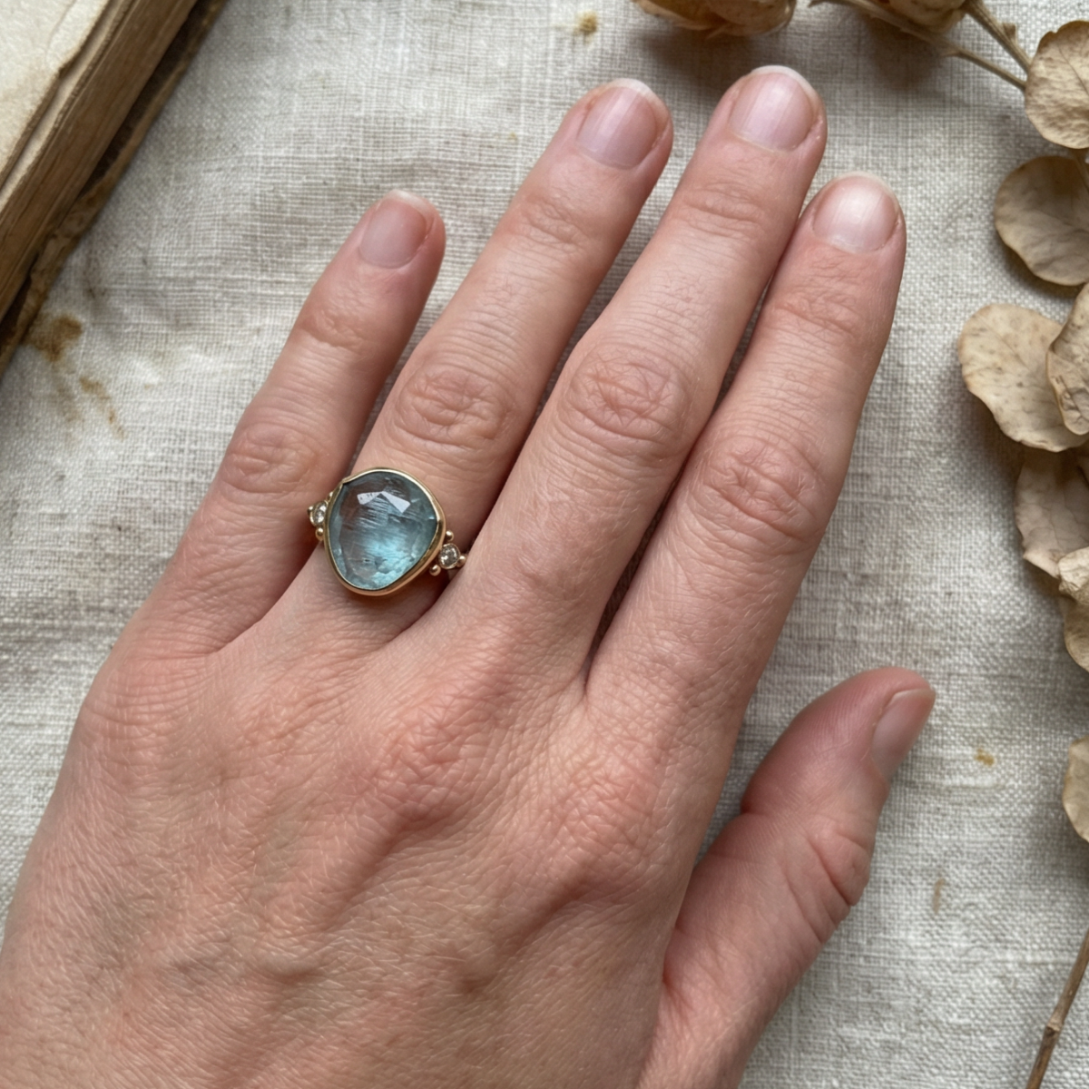Vintage Aquamarine Stone Ring