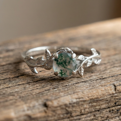 Moss Agate Rounded Floral Silver Ring