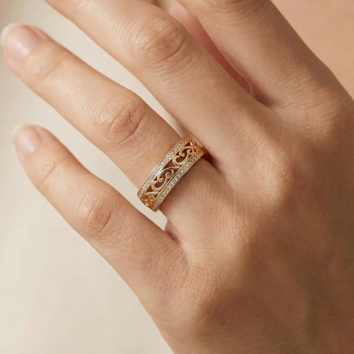 Bright Hollow Gold Ring